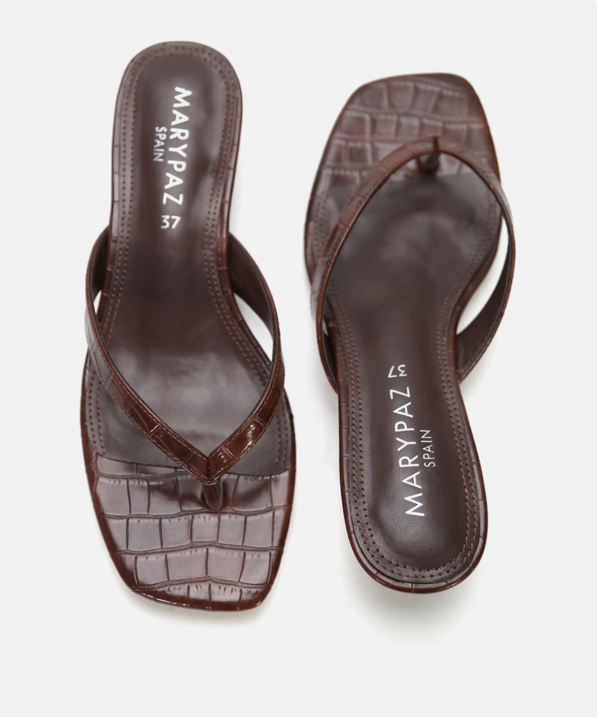 Sandalia tac&oacute;n efecto coco image number null